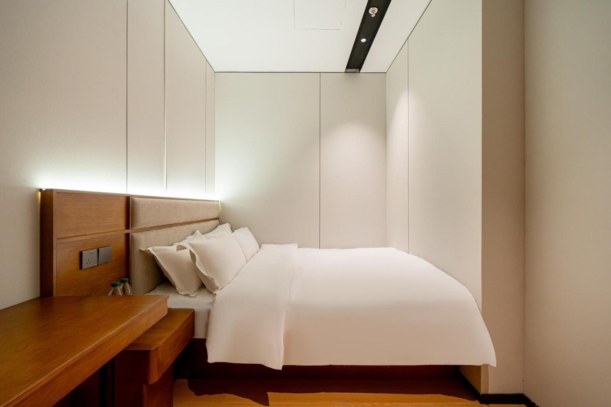 Xihe Hotel-shanghai Lujiazui Lancun Road Subway Station Branch Shanghai